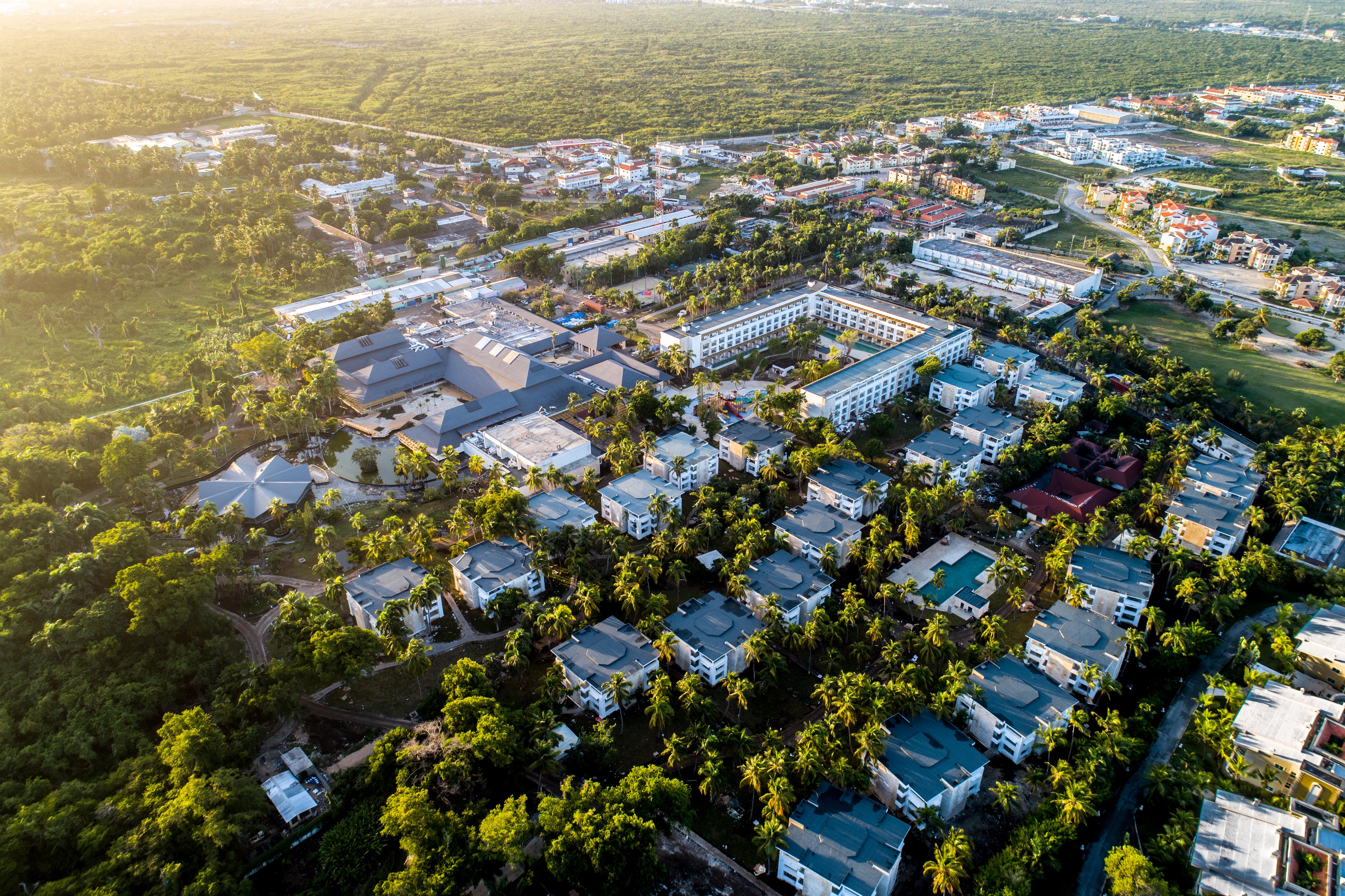 Grand Bavaro Princess (Adults Only) Zewnętrze zdjęcie Aerial view of the town